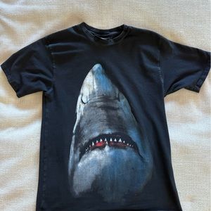 Givenchy shares tshirt size medium used